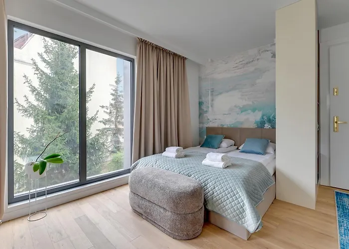 Monte Cassino By Blue Mandarin * 索波特